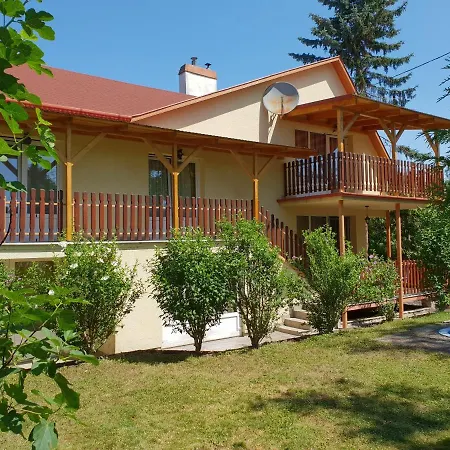 Ferienhaus Alexandra Holiday home